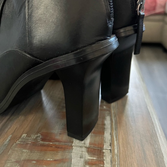 Zara black leather booties square unique heel new size 39 back zip - Picture 5 of 6